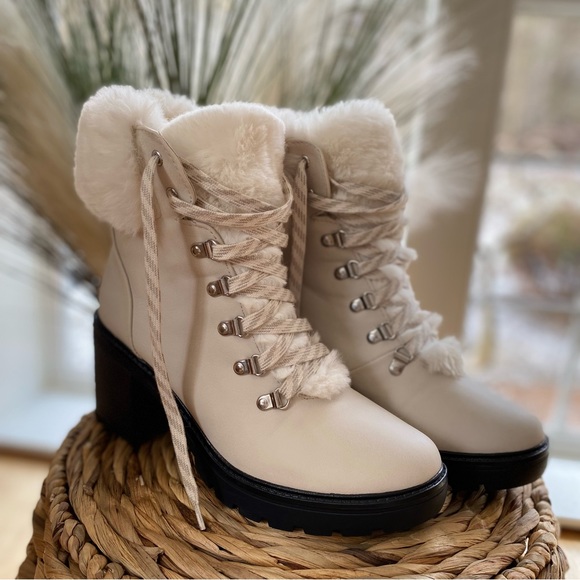 Shoes - ESPRIT Women’s Faux Fur Lined Lug Sole Winter White Boots Size 10